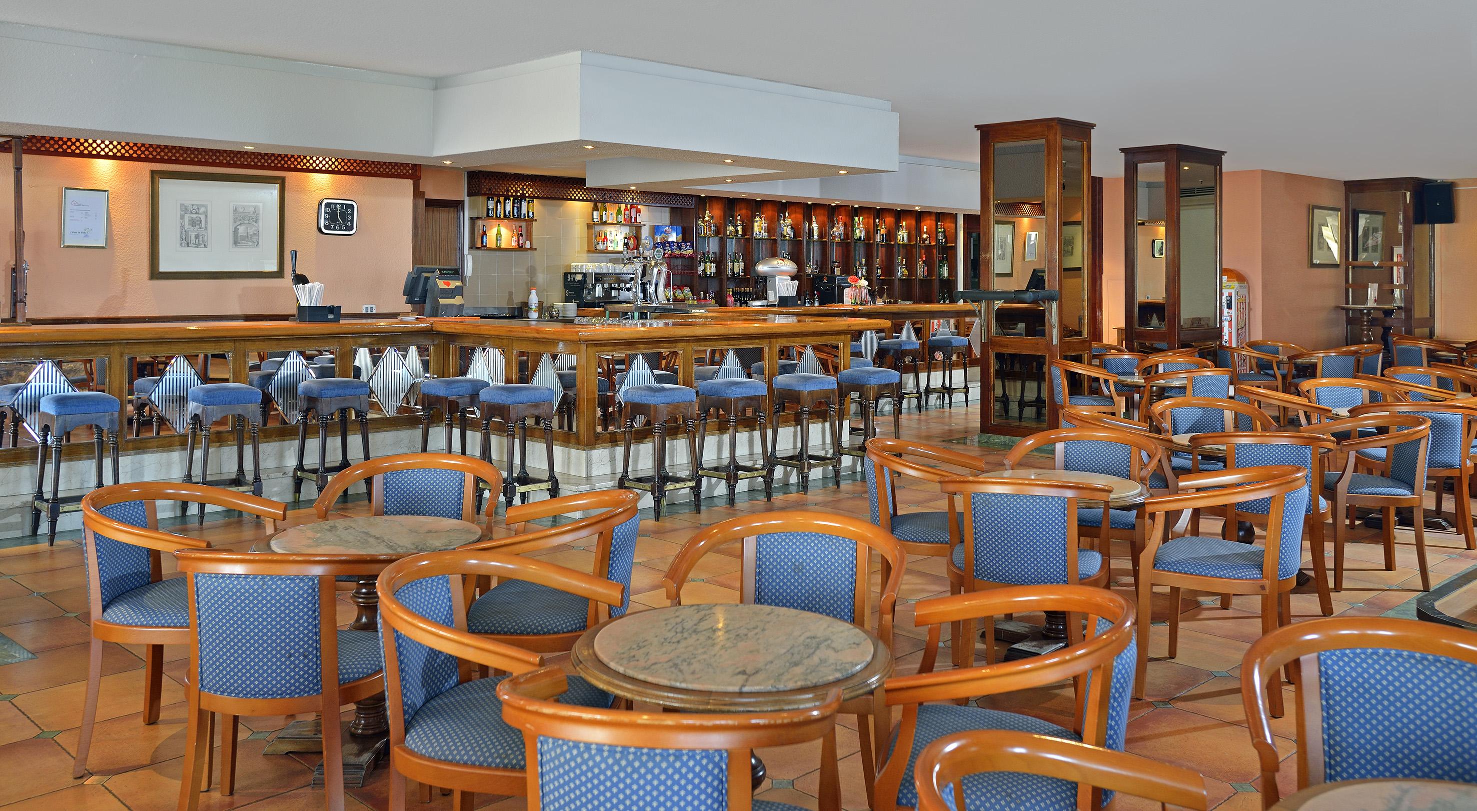 Sol Puerto Marina Aparthotel Τορρεμολίνος Εξωτερικό φωτογραφία